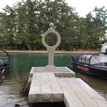 知恵の輪の灯籠