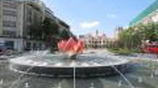 ライトアップされた夜が素敵