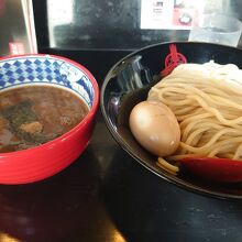 味玉トッピング中