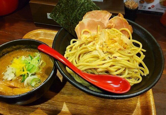 成増駅前の濃厚つけ麺