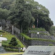 猫神さん、王子神社があります