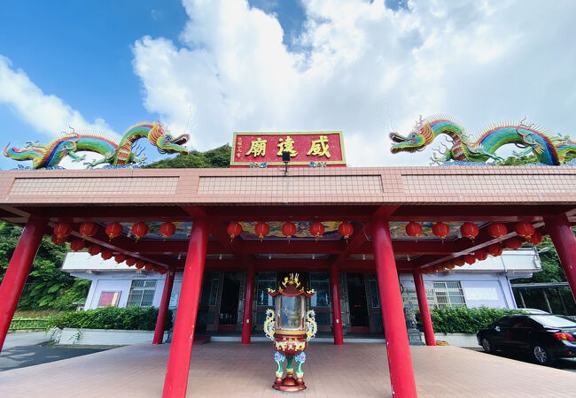 交通不便だが景観最高の廟