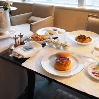 いただいたワインとルームサービス