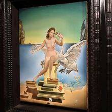 「レダ・アトミカ」ギリシア神話のレダと化したガラ