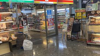 ヤマザキYショップ 山口宇部空港店♪