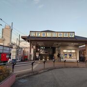 武庫川団地の手前にあります