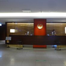 受付カウンター