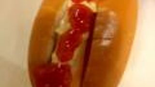 イケアのホットドッグ