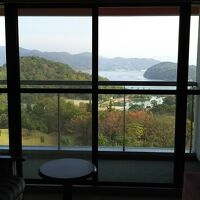 客室からは瀬戸内毎が見える。