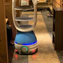 鮮ちゃん　働いています