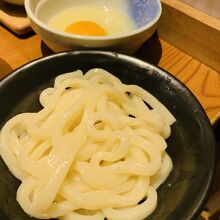 〆のうどん　牛すき焼きに…