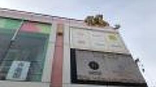 屋上に何かある