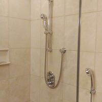 独立のシャワーブース