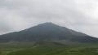 阿蘇山の中で印象に残る山です。