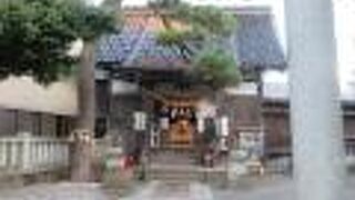 こじんまりとした神社です