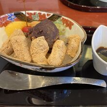 わらび餅あんみつ