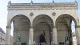 廟にはバイエルンの・・・