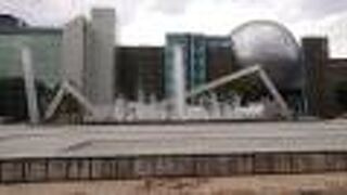 周辺の集客施設がお休みで空いていました