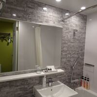 ユニットのきれいなバスルーム