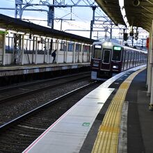 阪急電車の大山崎駅