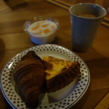 ゲストハウスのバルミューダで温めて食べました