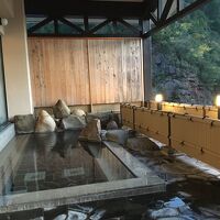 北山川を望む露天風呂