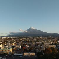 窓開けてこの景色だったら、予定になくても富士山行きたくなる