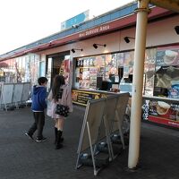 三木サービスエリア(下り線)ショッピングコーナー