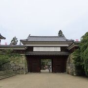 【櫓門】東虎口、本丸への入り口の堅固な門