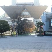 訪問して、その広さを実感してほしい、日本最大のコンベンション・センター