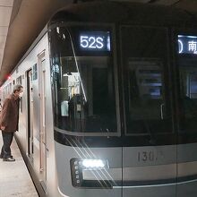 東京メトロ日比谷線でもFree Wi-Fi あり！