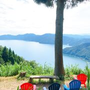 湖北エリアにある山。　晴れた日は、山頂から眺める青い琵琶湖が素晴らしい!