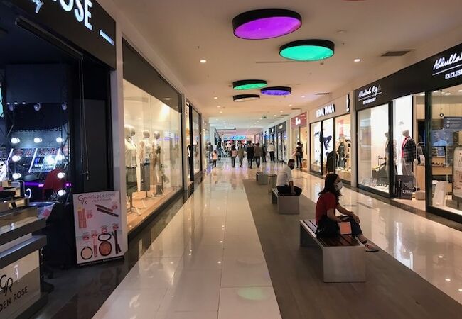 市内で一番大きなショッピングセンター