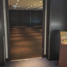 入り口はこんな感じ