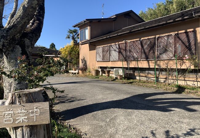 窯焼きパンの店 酪