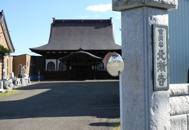 樺戸集治監(後の樺戸監獄)の囚人が残した寺院＆木彫彫刻の遺産！