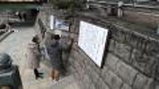 初冬の観光賑わい