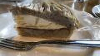 おいしいケーキをいただきました、和風の栗モンブランがオススメします、値段高めですがぜひいちどトライされるといいと思います