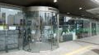 ＪＲ函館駅舎内でも外からもアクセス可能！