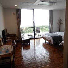 sideAのツインルーム。居心地よいお部屋でした。