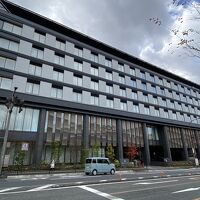 奈良の高さ綺麗で6階建物です。