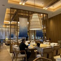 朝食はバッフェ