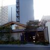 JR新宿駅からはちょっと離れたホテル。