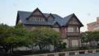 1階はレストランになっています