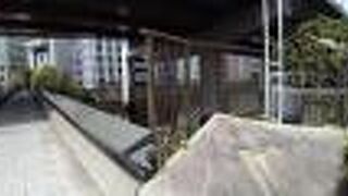 大理石でできた橋がとてもきれい