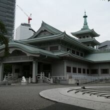 日本・中国・インド・西洋の建築様式の組み合わせ！