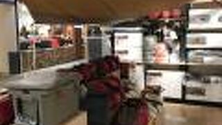 アパレルも豊富