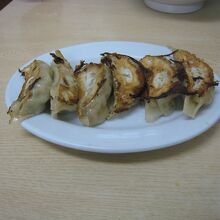 餃子も安くて美味しい