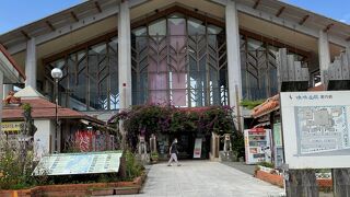 食堂もカフェもおいしかった