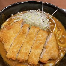 カツカレーうどん